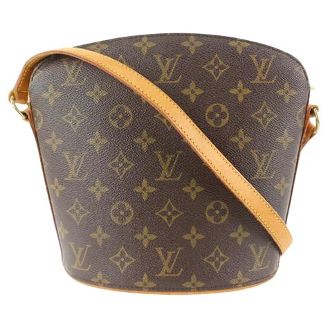 louis vuitton discontinued crossbody bags.